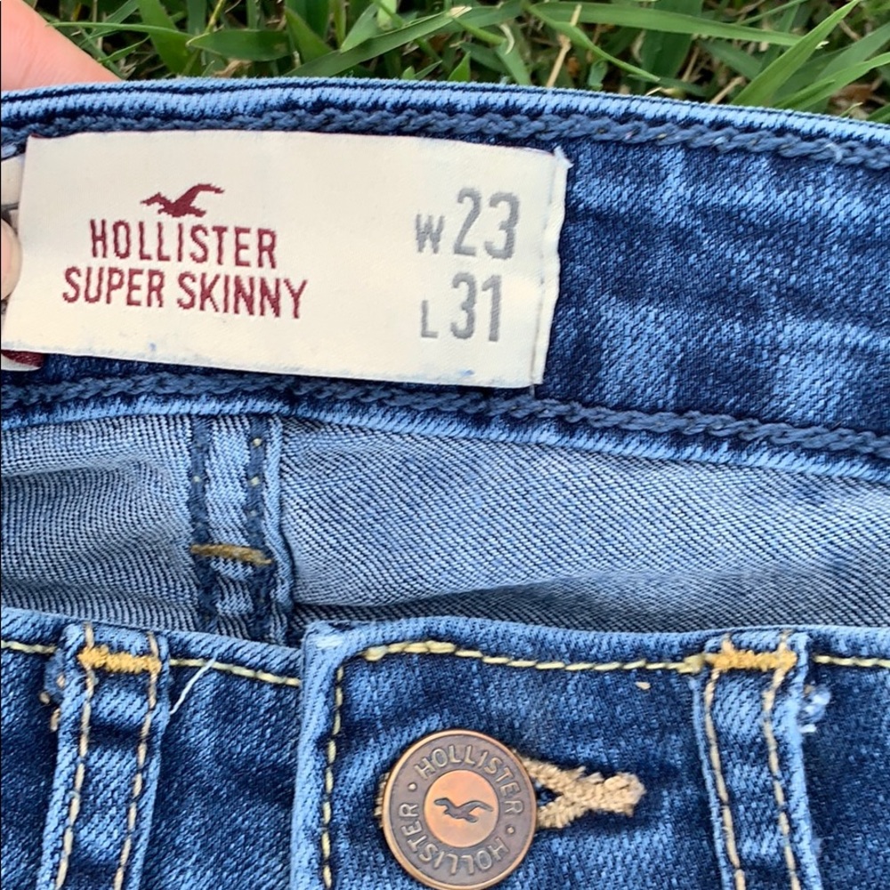Jeans - Picture 2 of 3